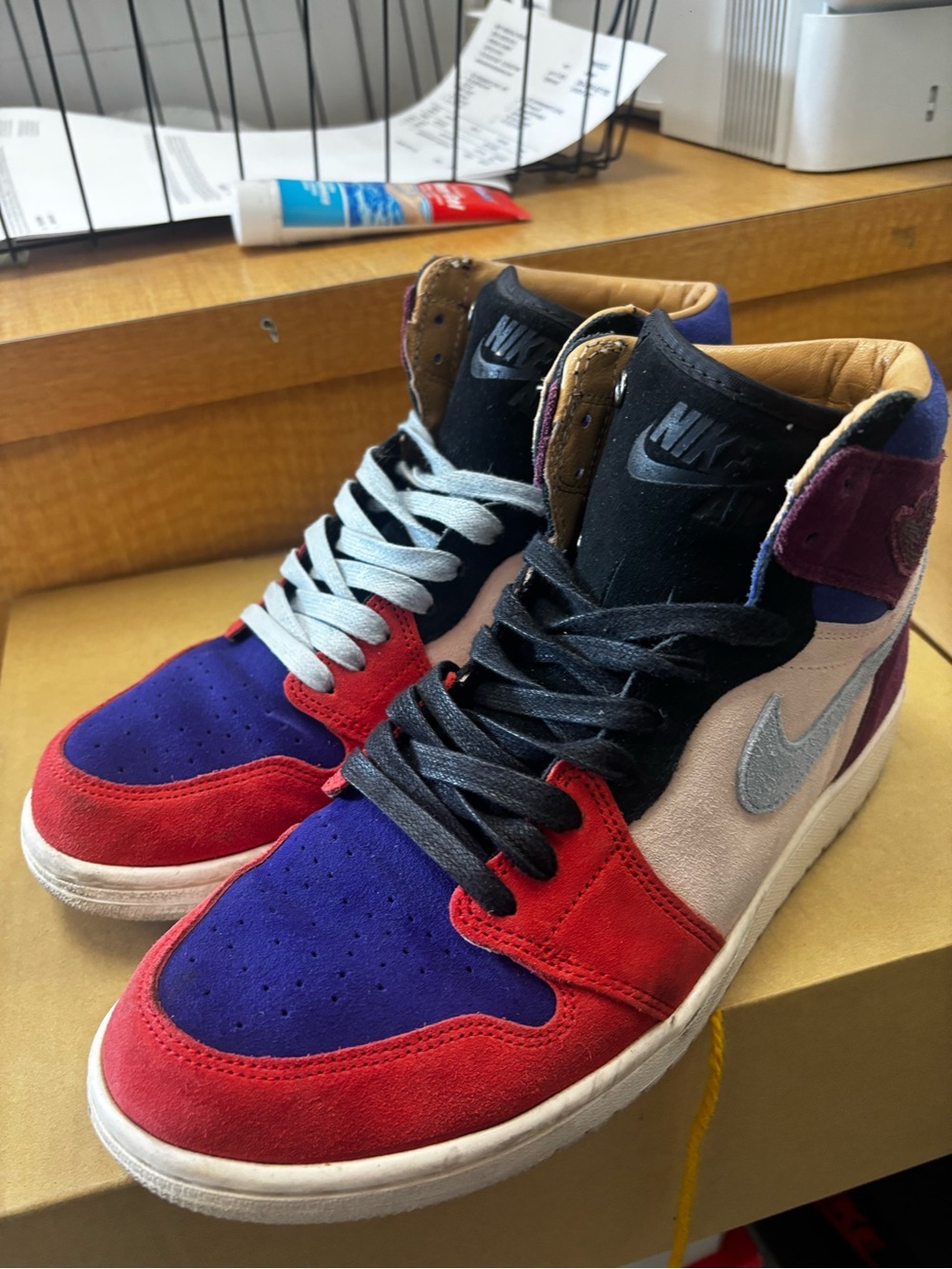 Nike Jordan 1 High-Top 10w (Mens 8.5) Aleali MaySneakers in Red, Purple